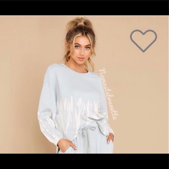 NWT SMALL ICED BLUE LONG SLEEVE TIE DYE PULLOVER TOP - Picture 3 of 16